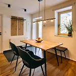 Jizerina Apartment *