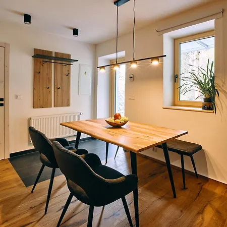 Jizerina Apartment *