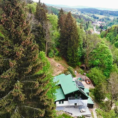 Jizerína Apartman *